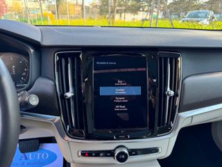 VOLVO V90 Cross Country usata, con Controllo trazione