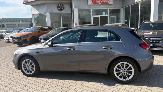 MERCEDES-BENZ A 250 usata, con Airbag laterali