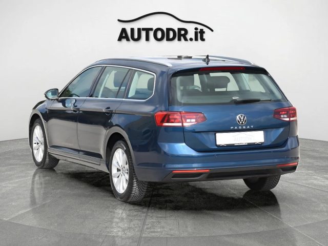 VOLKSWAGEN Passat Variant usata, con Airbag laterali