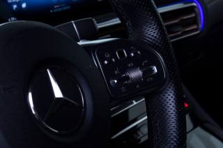 MERCEDES-BENZ EQC usata, con ESP