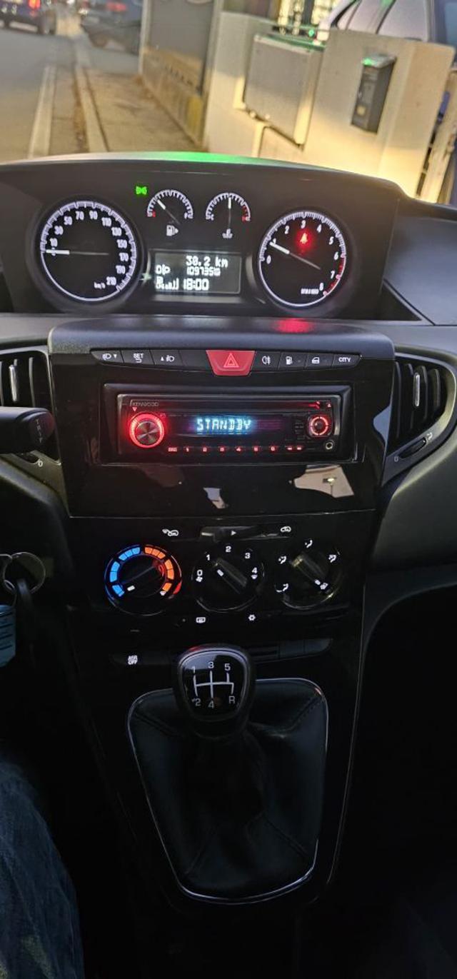 LANCIA Ypsilon usata 15