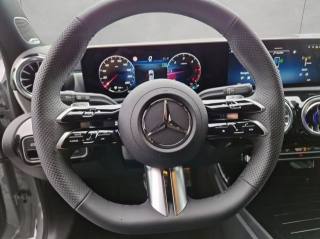 MERCEDES-BENZ A 180 usata, con Chiusura centralizzata