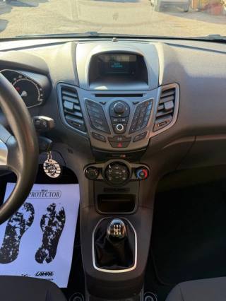 FORD Fiesta usata, con Bluetooth