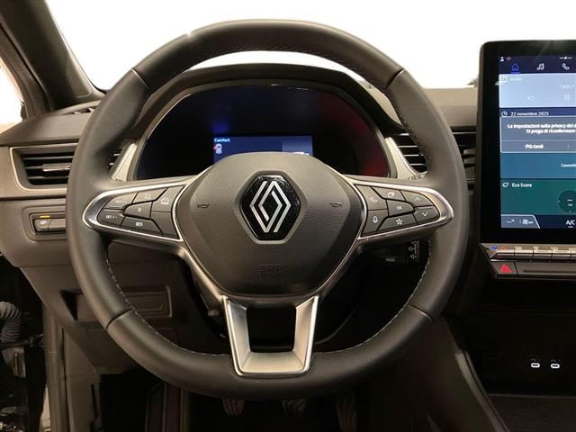 RENAULT Captur usata, con Sensori di parcheggio posteriori