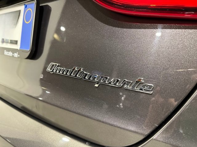 MASERATI Quattroporte usata, con Luci diurne