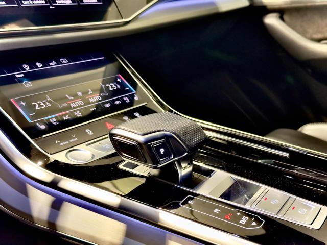 AUDI Q8 usata, con Portellone posteriore elettrico