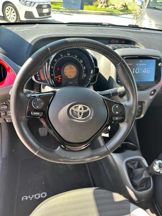 TOYOTA Aygo usata, con Sedile posteriore sdoppiato