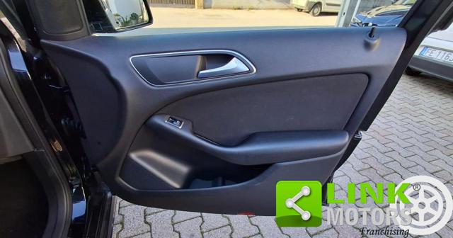 MERCEDES-BENZ B 180 usata, con Autoradio digitale