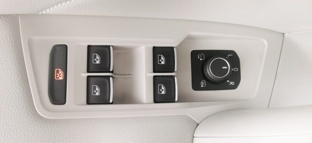VOLKSWAGEN Tiguan Allspace usata 70