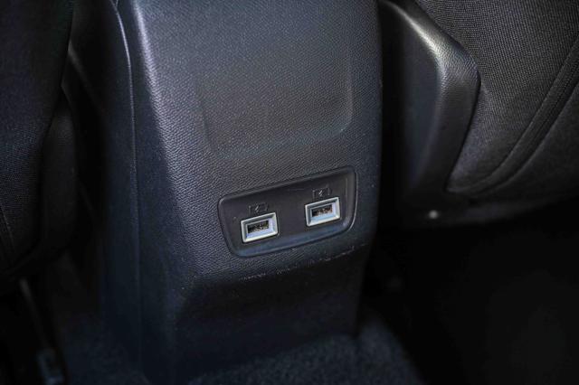PEUGEOT 2008 usata, con Autoradio digitale