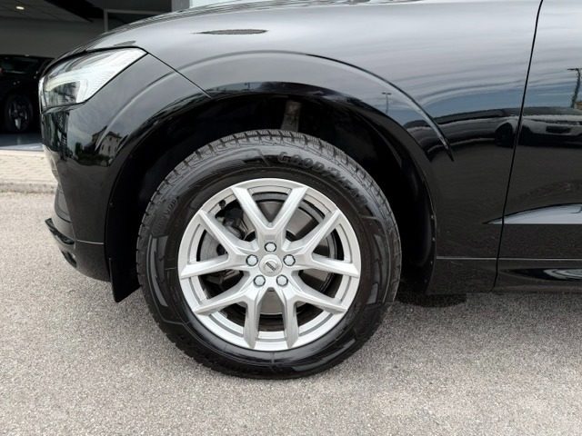 VOLVO XC60 usata, con Vetri oscurati