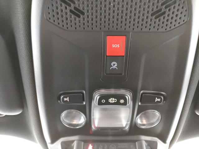 PEUGEOT 2008 usata, con Park Distance Control