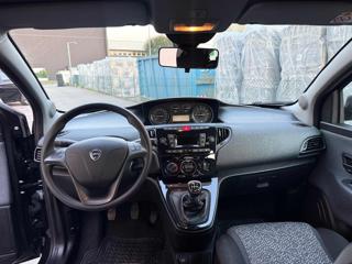 LANCIA Ypsilon usata, con USB