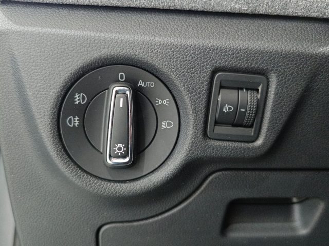 SKODA Kamiq usata, con Bracciolo