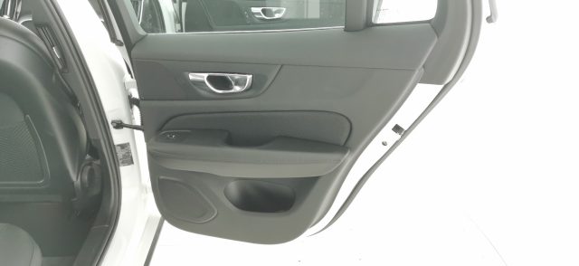 VOLVO V60 usata 40