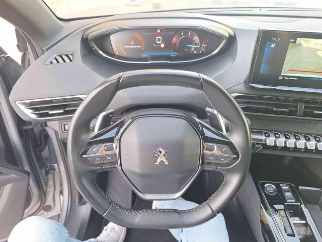 PEUGEOT 3008 usata, con Bracciolo