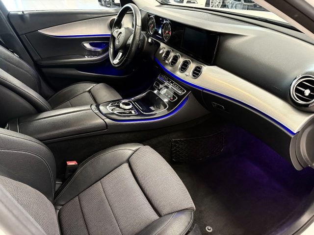 MERCEDES-BENZ E 200 usata, con Climatizzatore