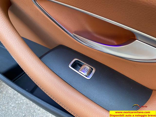 MERCEDES-BENZ E 220 usata, con Apple CarPlay