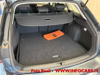 SEAT Leon usata, con Fari LED