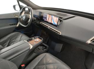 BMW iX usata, con Volante multifunzione