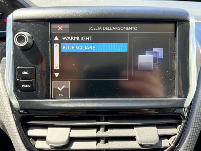 PEUGEOT 2008 usata, con Sistema di navigazione