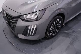 PEUGEOT 208 usata, con Sensori di parcheggio posteriori
