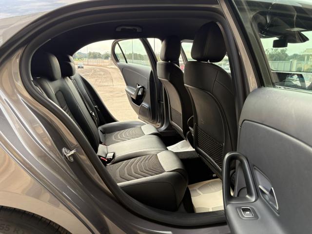 MERCEDES-BENZ A 180 usata, con Controllo automatico clima