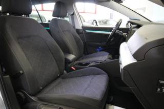 VOLKSWAGEN Golf usata, con Volante in pelle