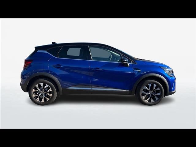 RENAULT Captur usata, con USB