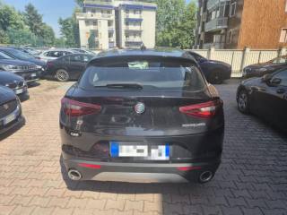 ALFA ROMEO Stelvio usata, con Autoradio