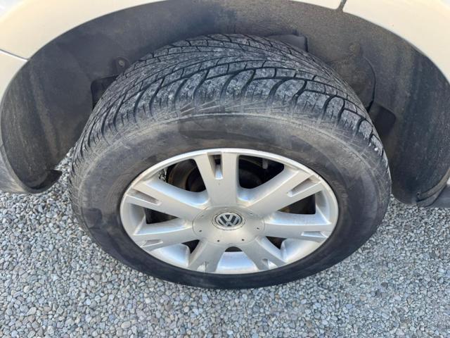 VOLKSWAGEN Touareg usata, con Autoradio