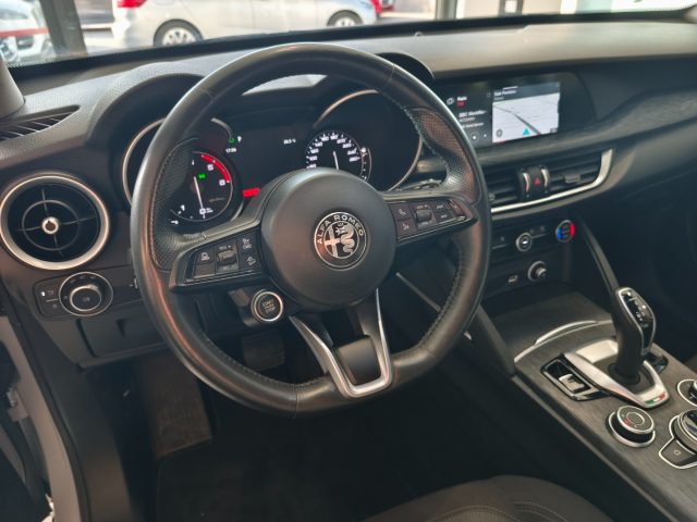 ALFA ROMEO Stelvio usata, con Cerchi in lega