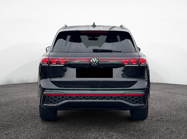 VOLKSWAGEN Tiguan usata, con Autoradio