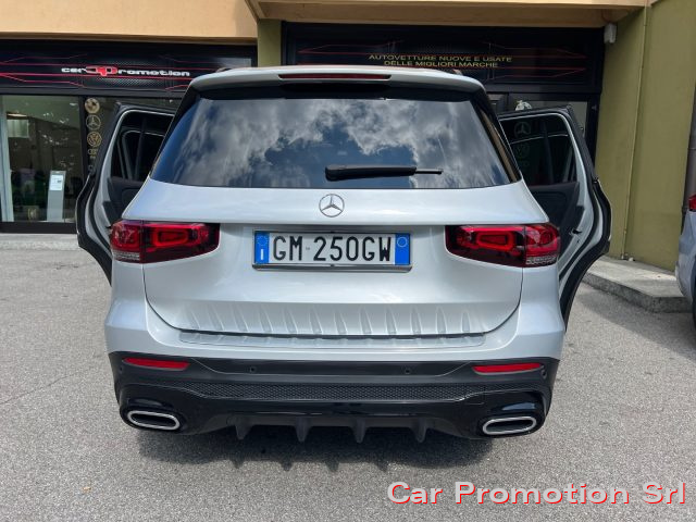 MERCEDES-BENZ GLB 200 usata, con Alzacristalli elettrici