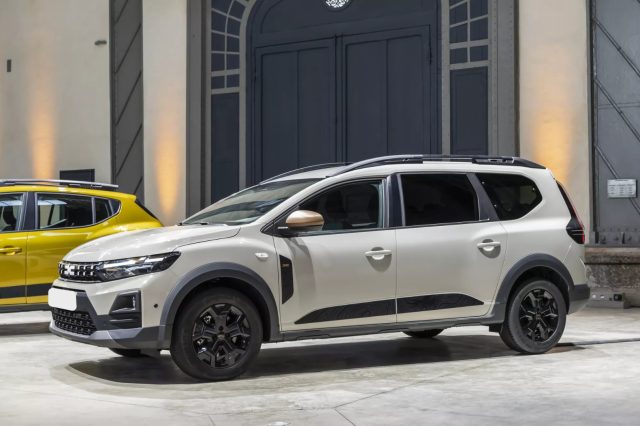 DACIA Jogger usata, con Airbag Passeggero