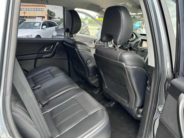 MAHINDRA XUV500 usata, con Telecamera per parcheggio assistito