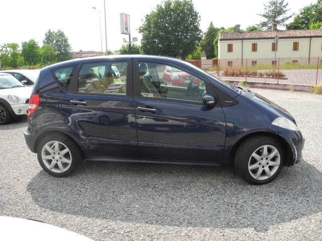 MERCEDES-BENZ A 180 usata 64