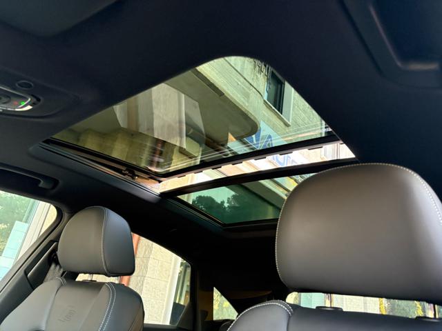 AUDI Q5 usata, con Sensori di parcheggio posteriori