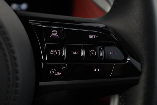 MASERATI Grecale usata, con Luci diurne