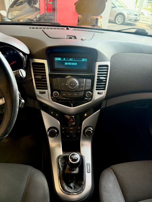 CHEVROLET Cruze usata, con Controllo automatico clima