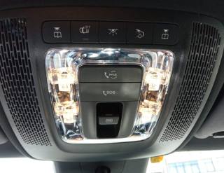 MERCEDES-BENZ A 180 usata, con Leve al volante