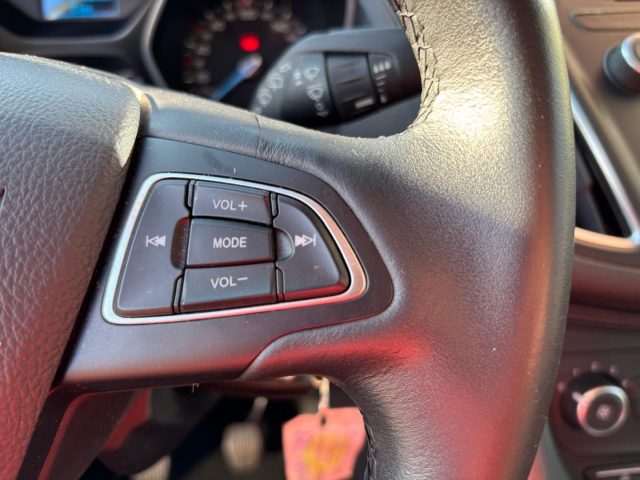 FORD C-Max usata, con Sensori di parcheggio anteriori