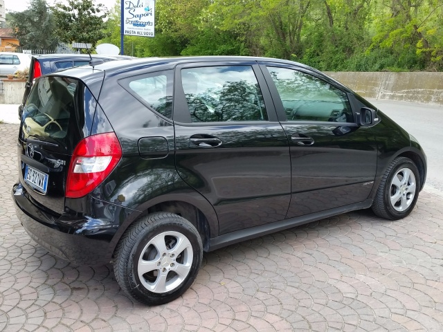 MERCEDES-BENZ A 180 usata, con Airbag