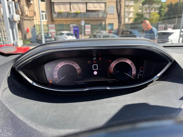 PEUGEOT 3008 usata, con Climatizzatore