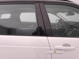 LAND ROVER Discovery Sport usata, con Streaming musicale integrato