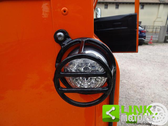 LAND ROVER Defender usata 29