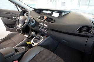 RENAULT Scenic usata 25