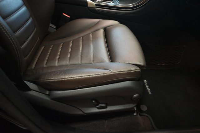 MERCEDES-BENZ GLC 220 usata 122