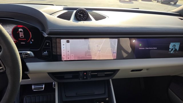 PORSCHE Macan usata, con Controllo elettronico della corsia