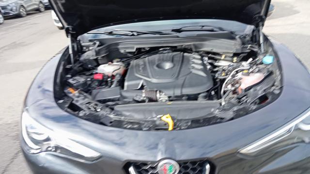 ALFA ROMEO Stelvio usata, con Climatizzatore automatico, 2 zone